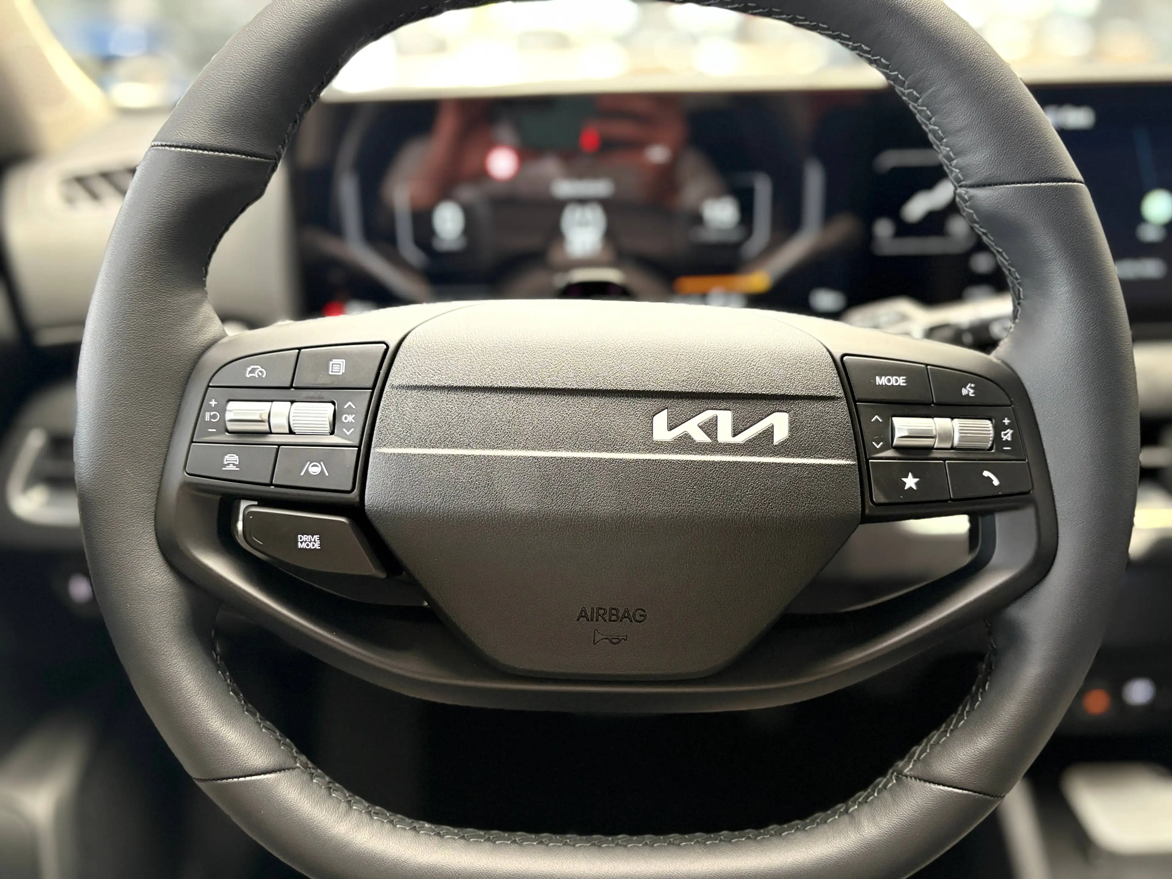 Kia K4 K4 1.6 Benzin Automatik 150 PS I Spirit I DriveWise I SHZ I LHZ I NAVI I LED I — photo 14