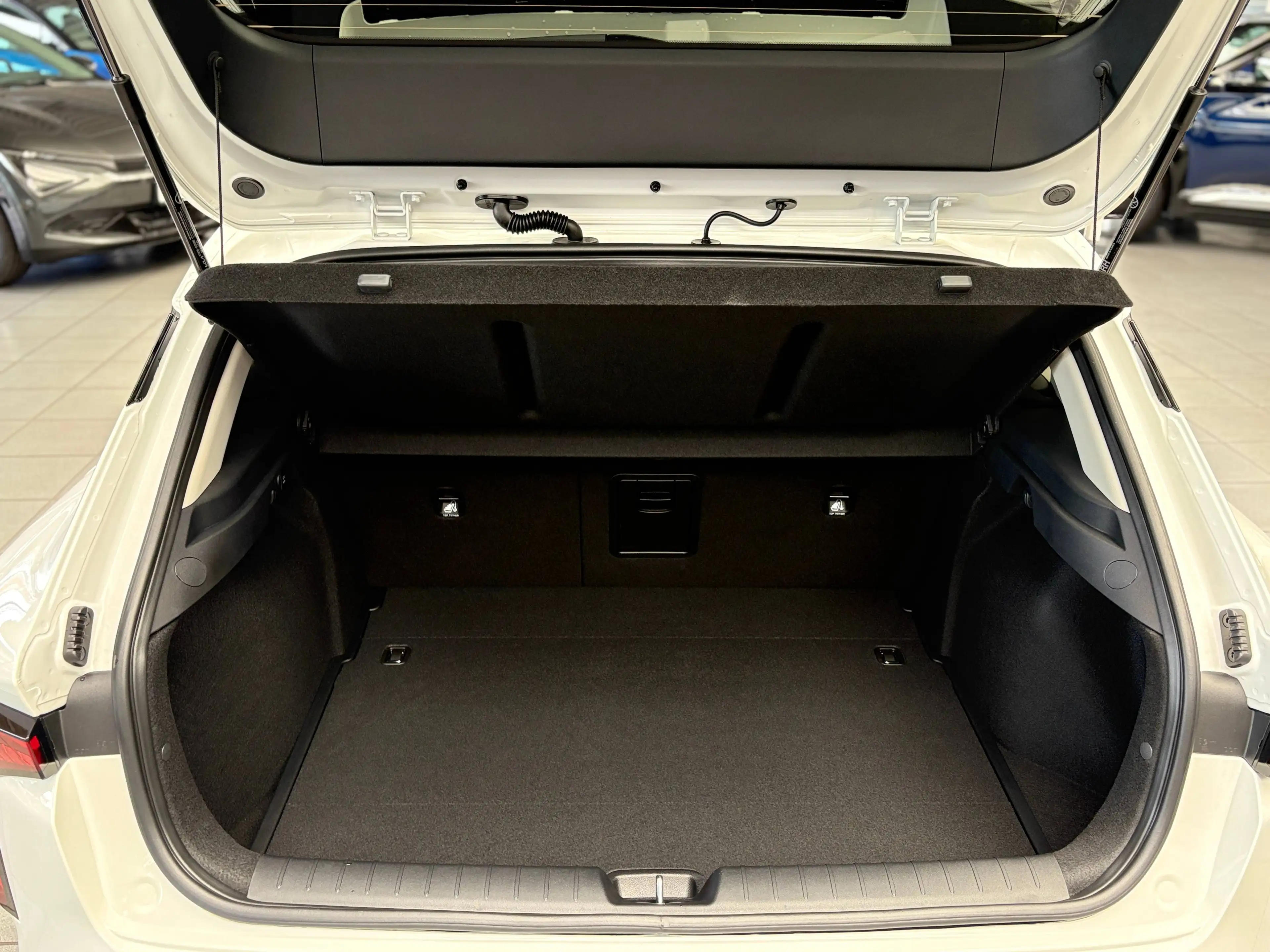 Kia K4 K4 1.6 Benzin Automatik 150 PS I Spirit I DriveWise I SHZ I LHZ I NAVI I LED I — photo 10