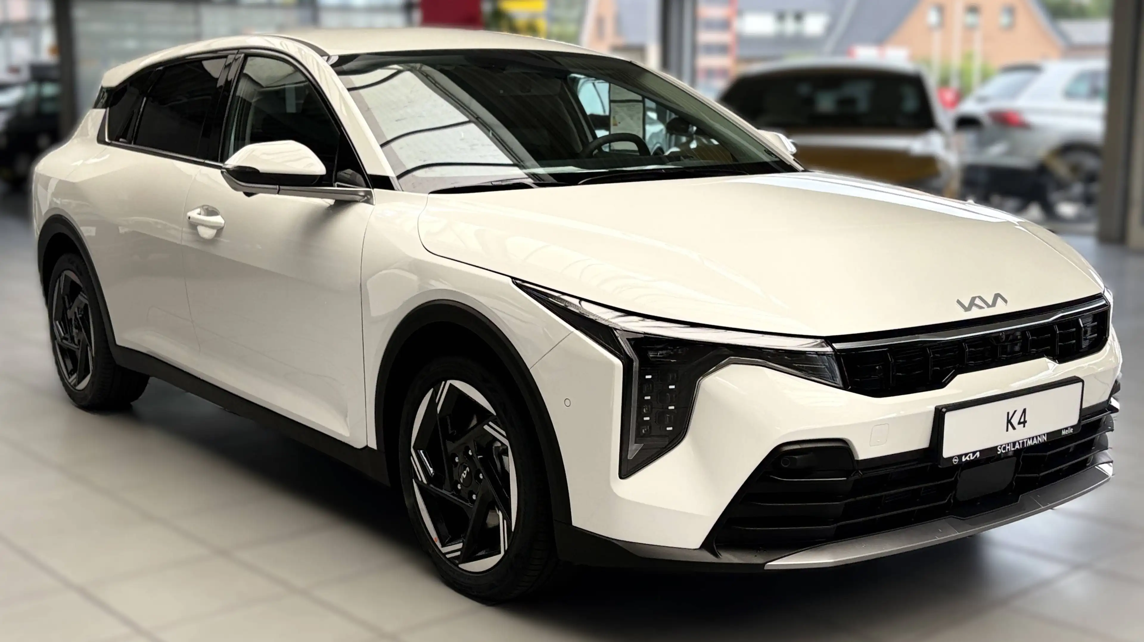 Kia K4 K4 1.6 Benzin Automatik 150 PS I Spirit I DriveWise I SHZ I LHZ I NAVI I LED I — photo 4