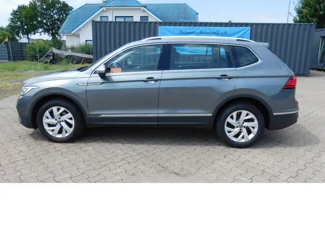 2025 Volkswagen Tiguan Allspace in Grey for sale