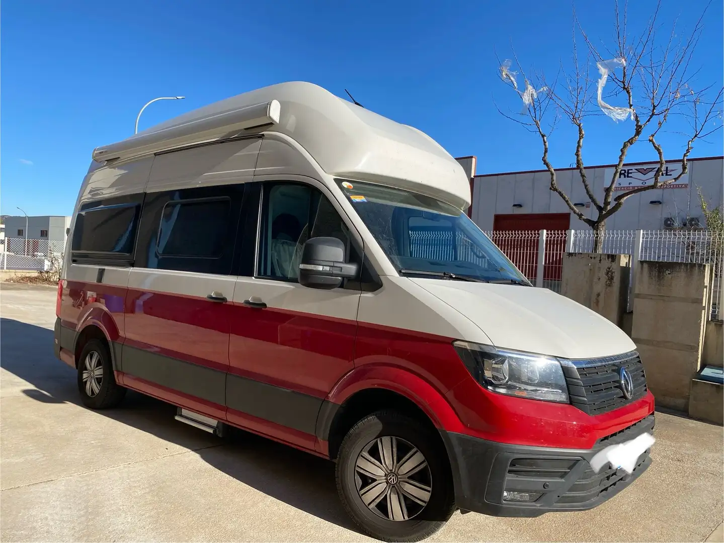 Volkswagen Grand California 600 2.0TDI SCR BMT Aut. 130kW Rot - 1
