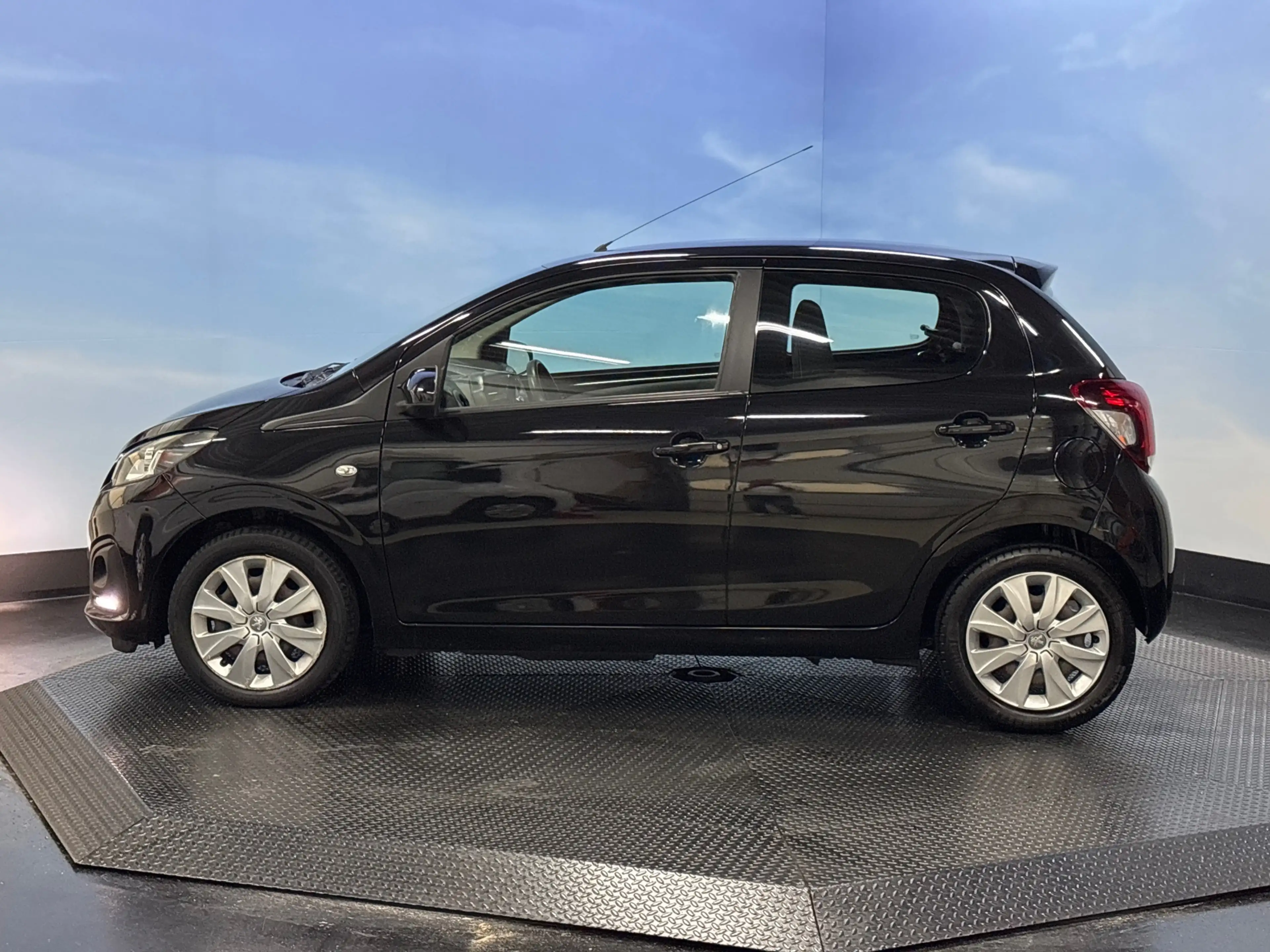 Peugeot 108 1.0 e-VTi Active Airco, Bluetooth — photo 10