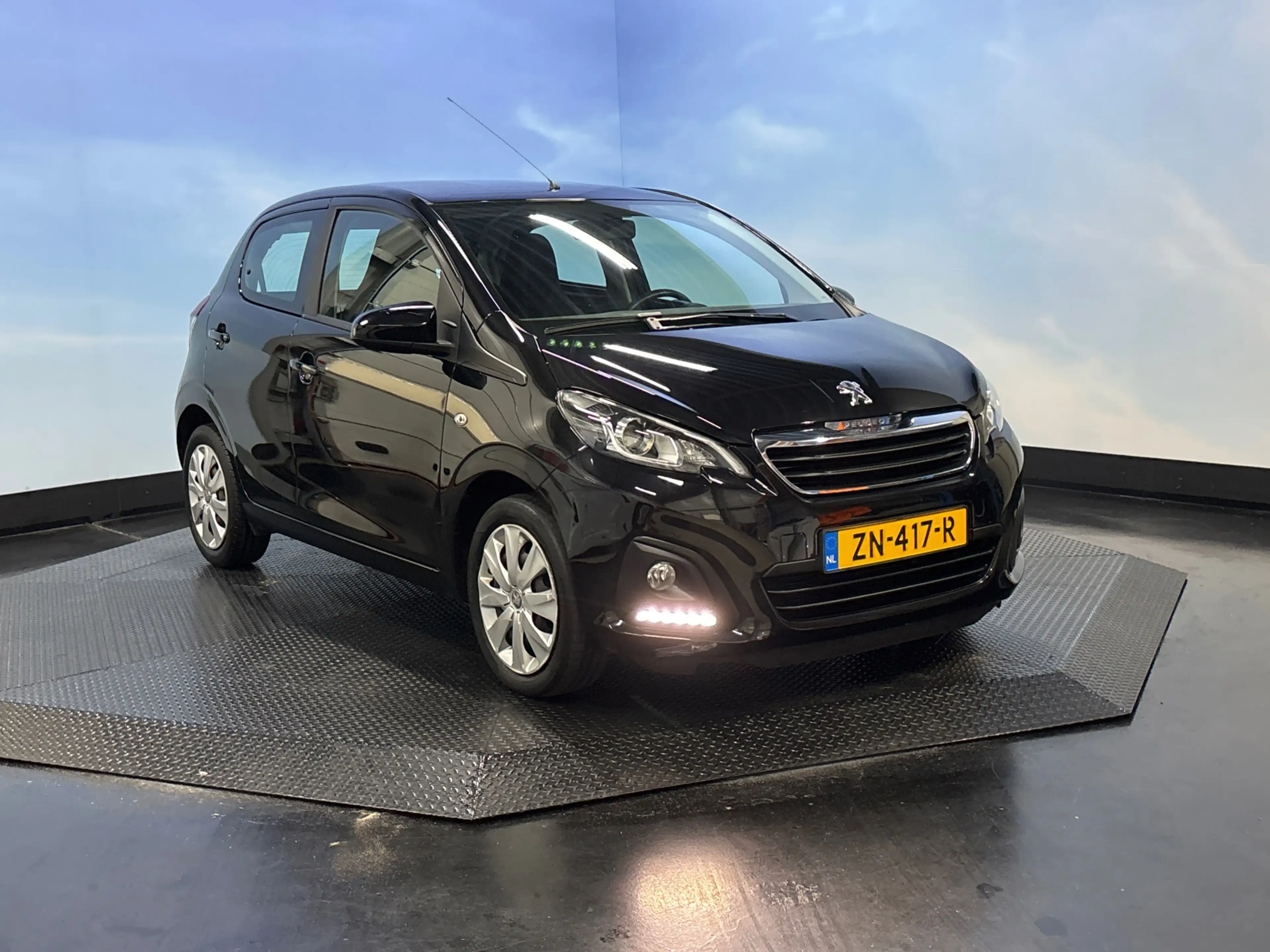Peugeot 108 1.0 e-VTi Active Airco, Bluetooth — photo 6