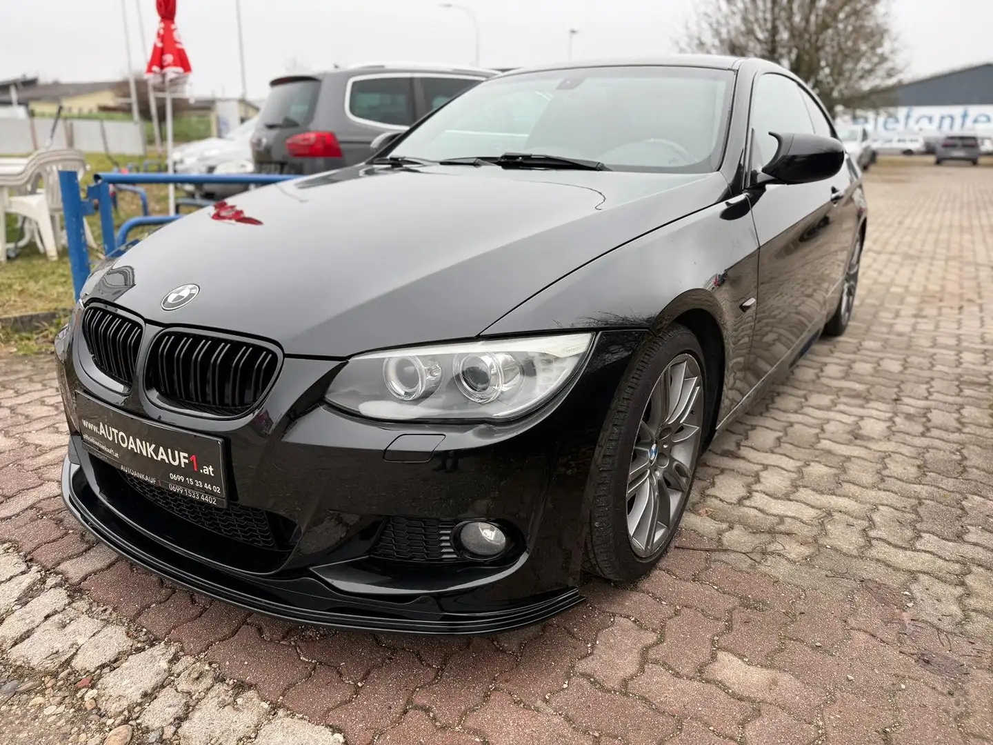 BMW 325 d Coupe E92 M-Paket**Alcantara**Typsiert**204PS** Negru - 2