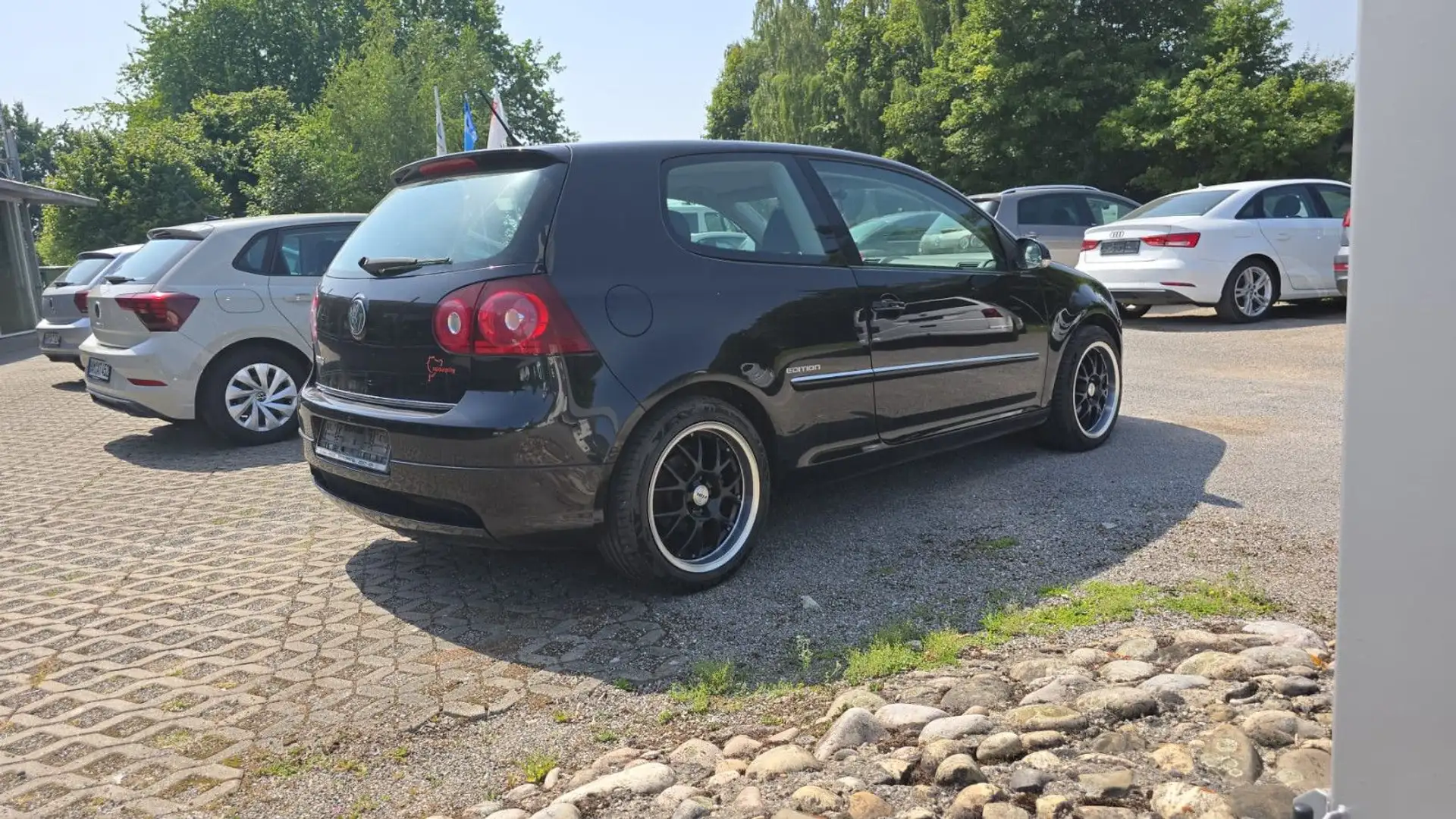Volkswagen Golf V Lim.1.4 Edition GTI Bodykit Klimatr. 17" Schwarz - 2