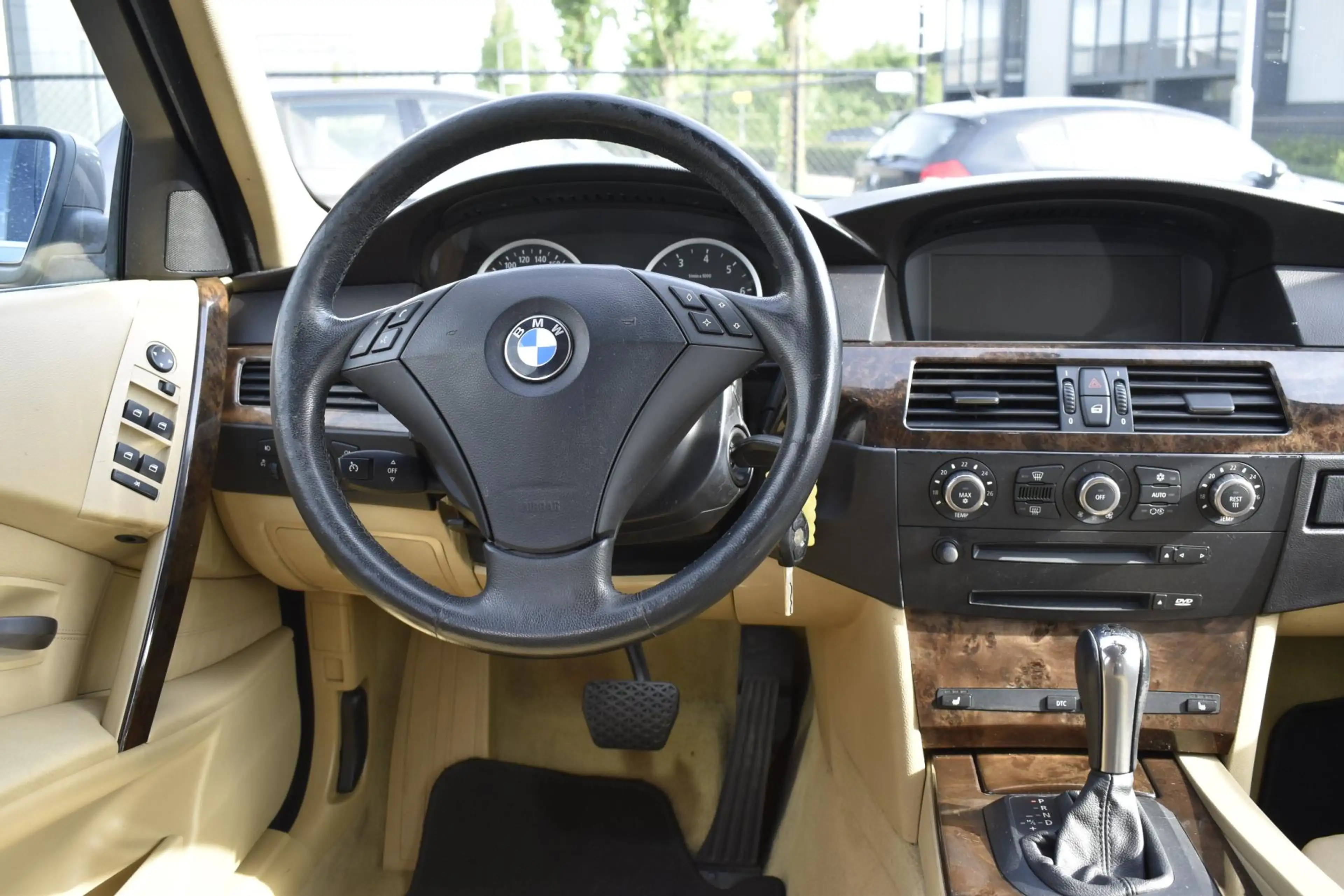 BMW 525 5-serie Touring 525i Executive youngtimer originee — photo 13