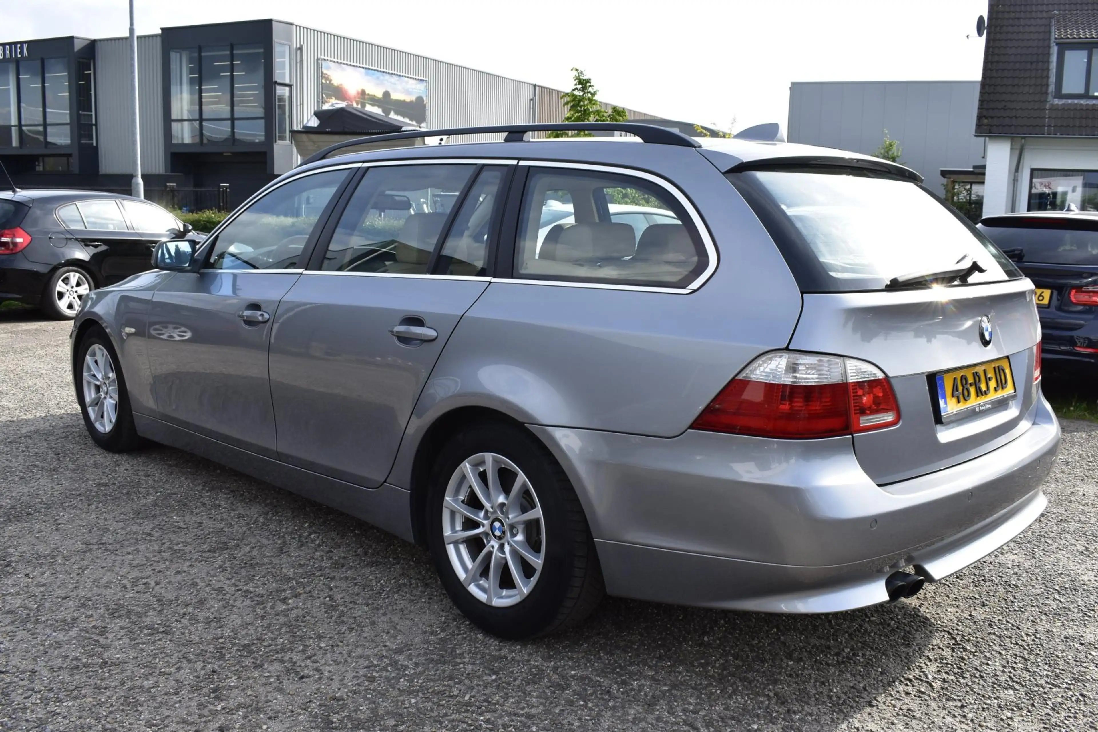BMW 525 5-serie Touring 525i Executive youngtimer originee — photo 4
