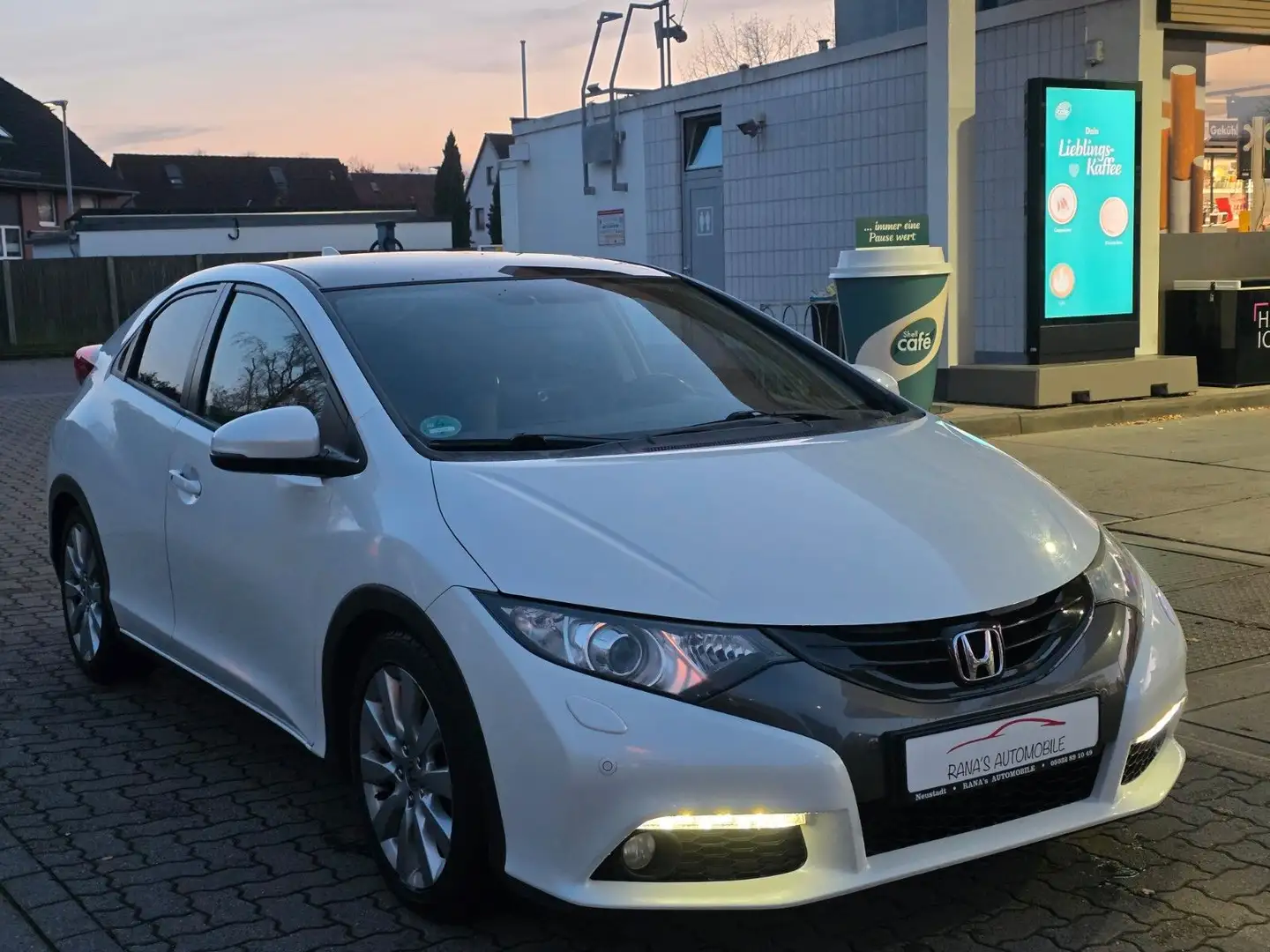 Honda Civic Lim. 5-trg. 2.2 i-DTEC Executive Weiß - 2