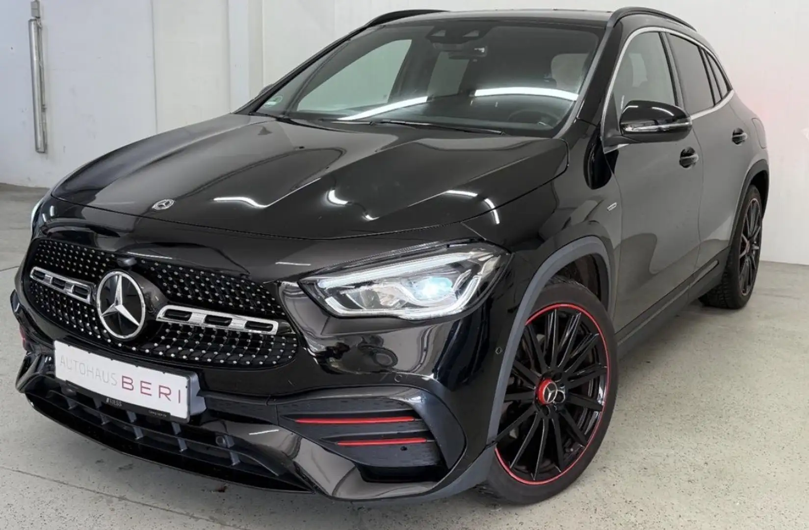 Mercedes-Benz GLA 250 Premium AMG 4matic auto EDITION ONE - 1