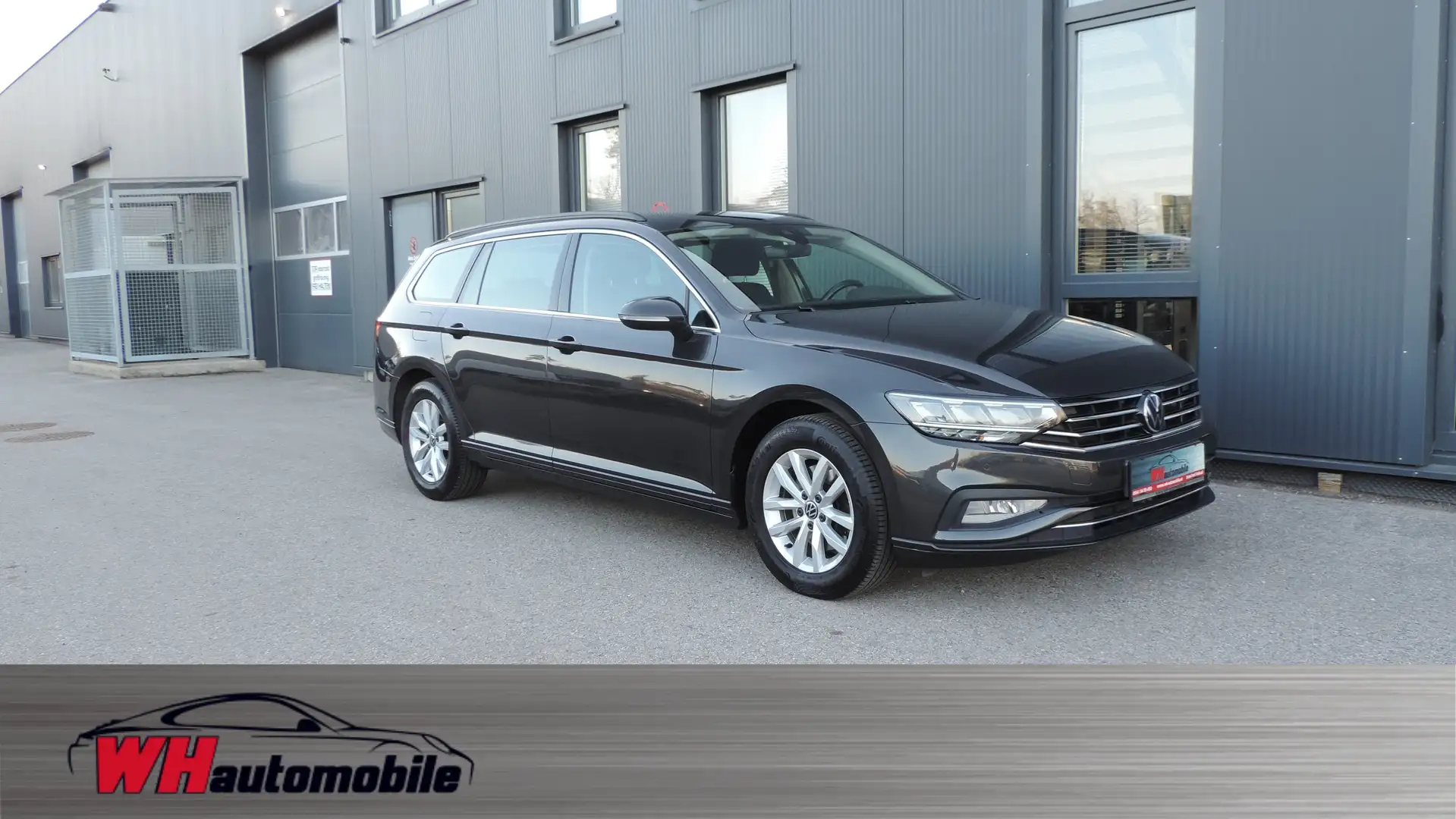 Volkswagen Passat Variant Business 2,0 SCR TDI DSG / ACC / LANE / MFL / SH / Gris - 1