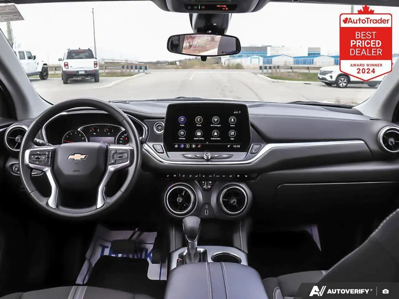Chevrolet Blazer снимка Chevrolet Blazer