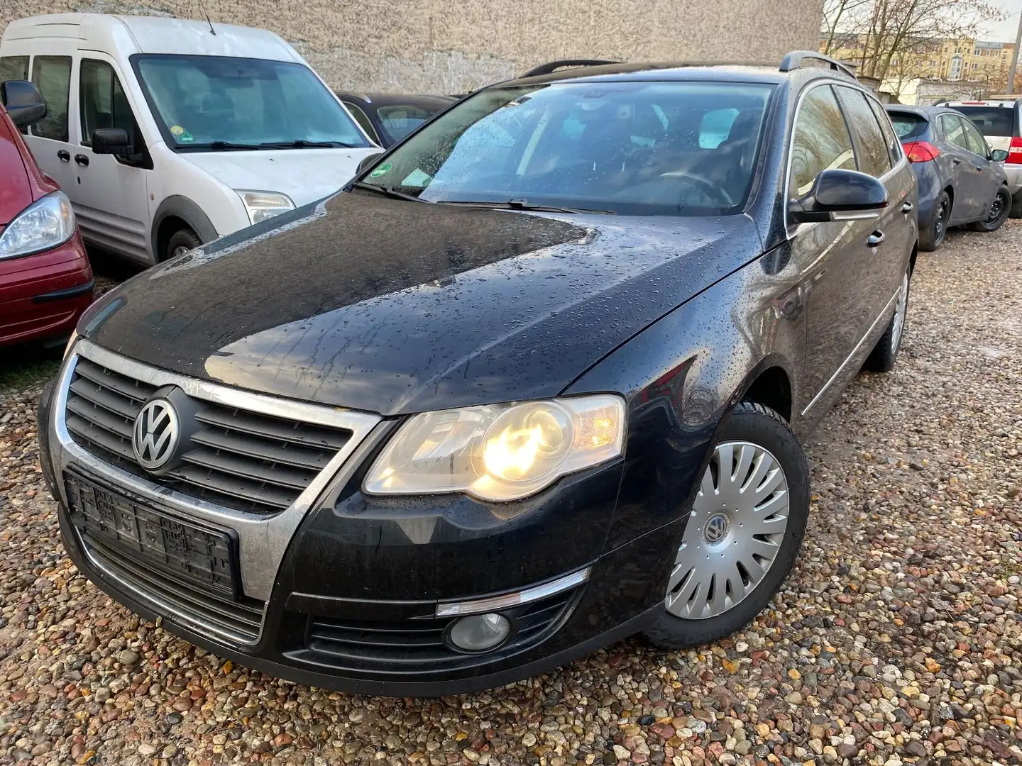 Volkswagen Passat Variant Comfortline-KLIMA-AUTOMATIK-TEMPO Schwarz - 1