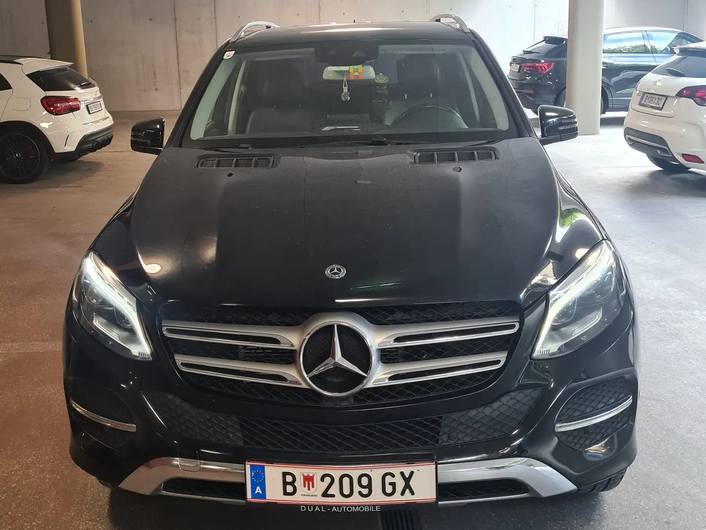 Mercedes-Benz GLE 500 GLE PHEV 500 e 4Matic Aut. Schwarz - 1