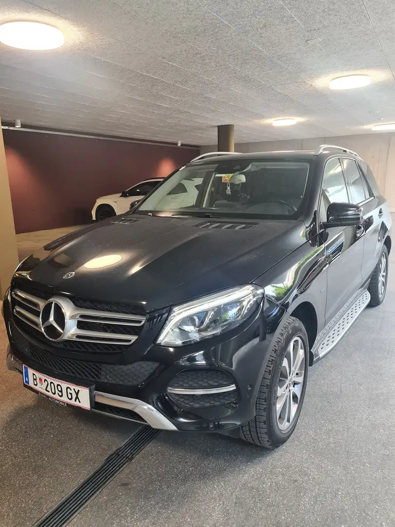 Mercedes-Benz GLE 500 GLE PHEV 500 e 4Matic Aut. Schwarz - 2