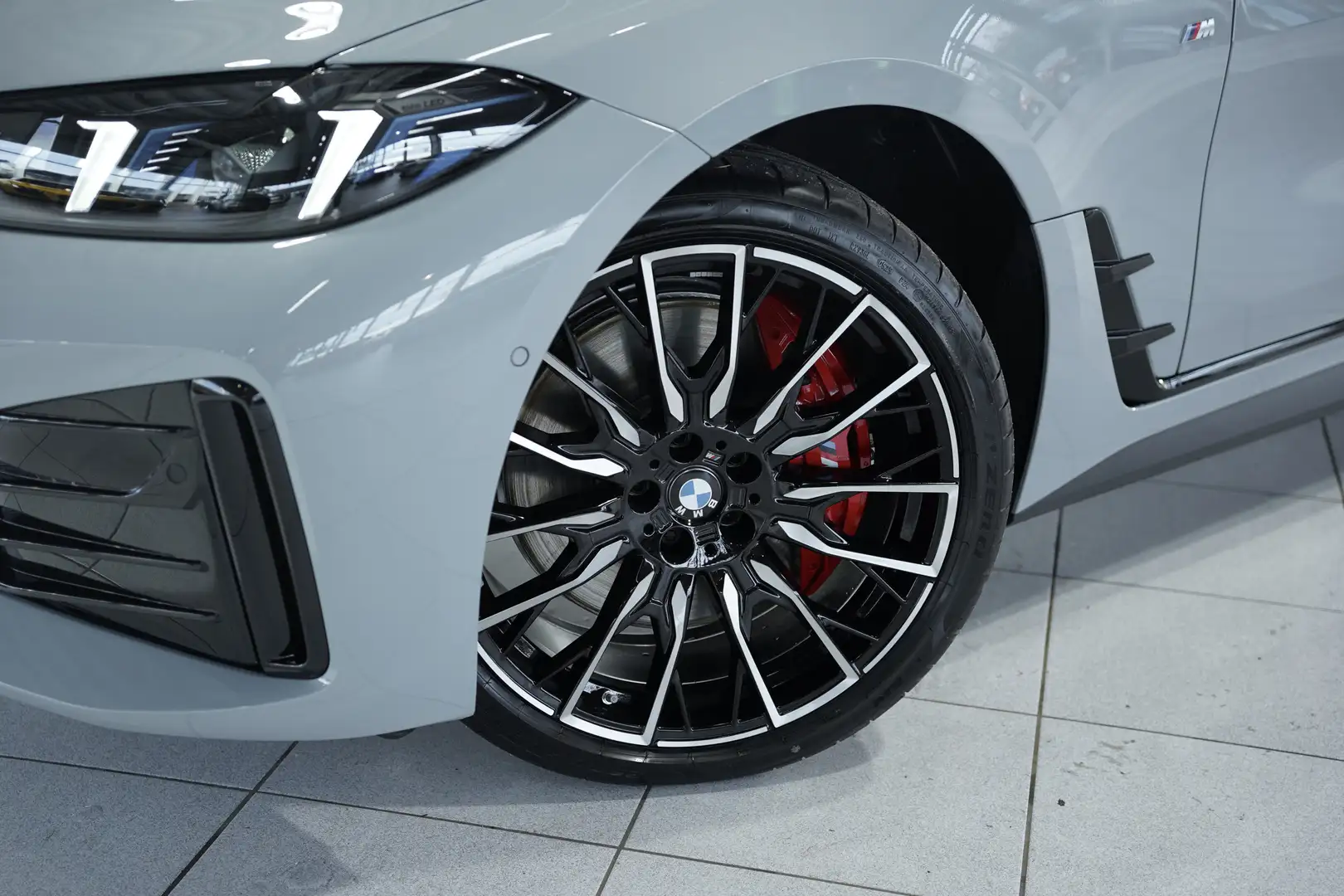 BMW i4 M50 xDrive BLP 87.179,23€ *Neuwertig *SOFORT Gris - 2