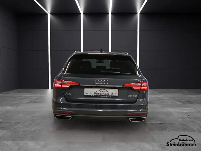Audi A4 view 5