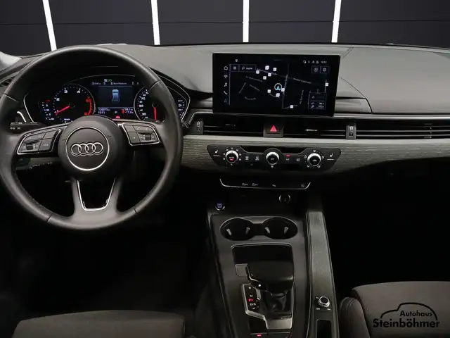 Audi A4 view 21