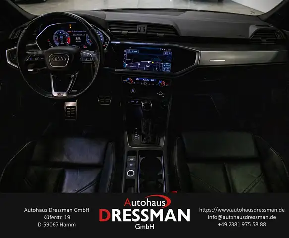 Audi Q3 view 13