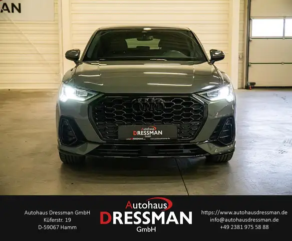 Audi Q3 view 2
