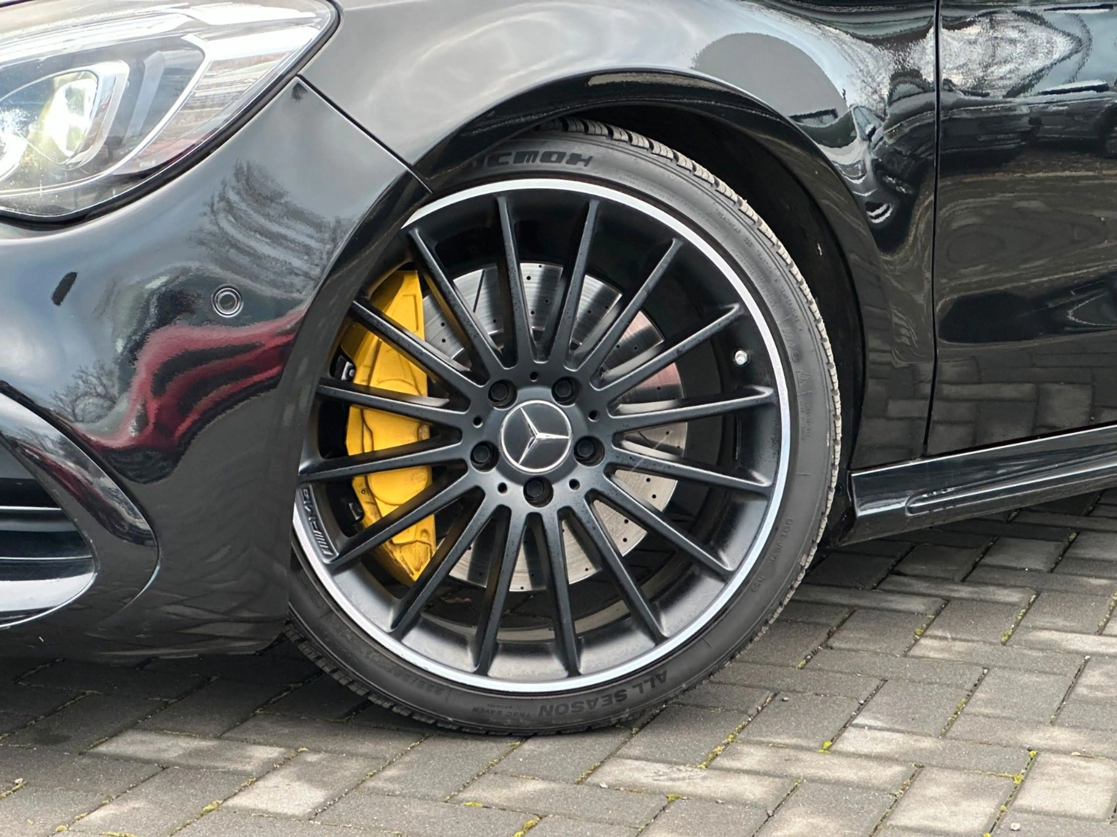Mercedes-Benz CLA 45 AMG Shooting Brake LED PANO HK SPORT AGA — photo 9
