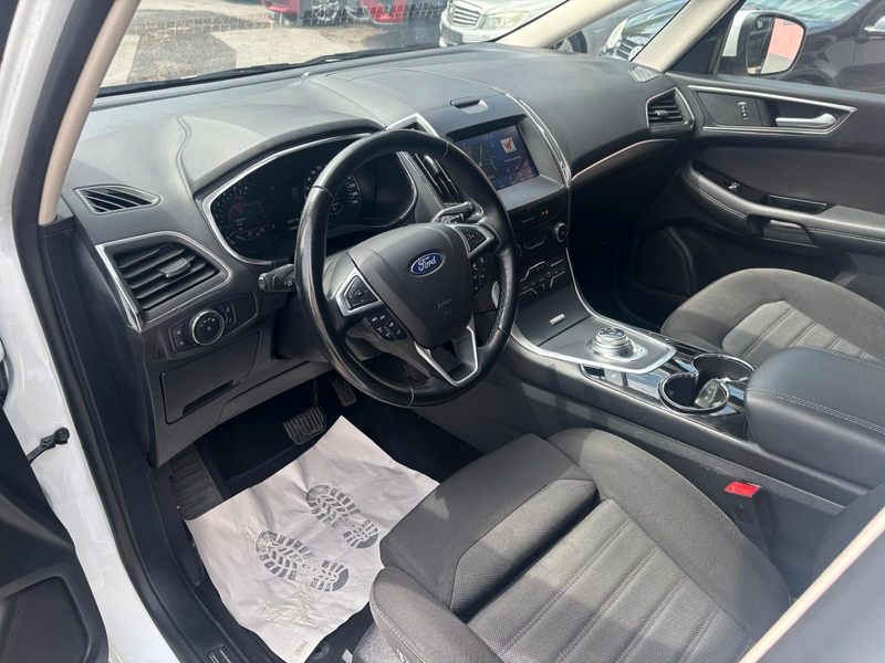 Ford S-Max S-MAX Titanium — photo 6