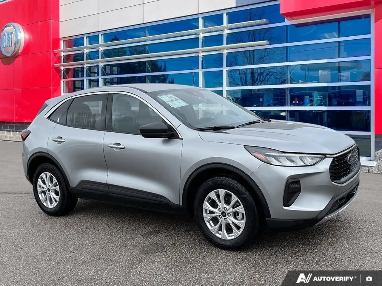 Ford Escape снимка Ford Escape