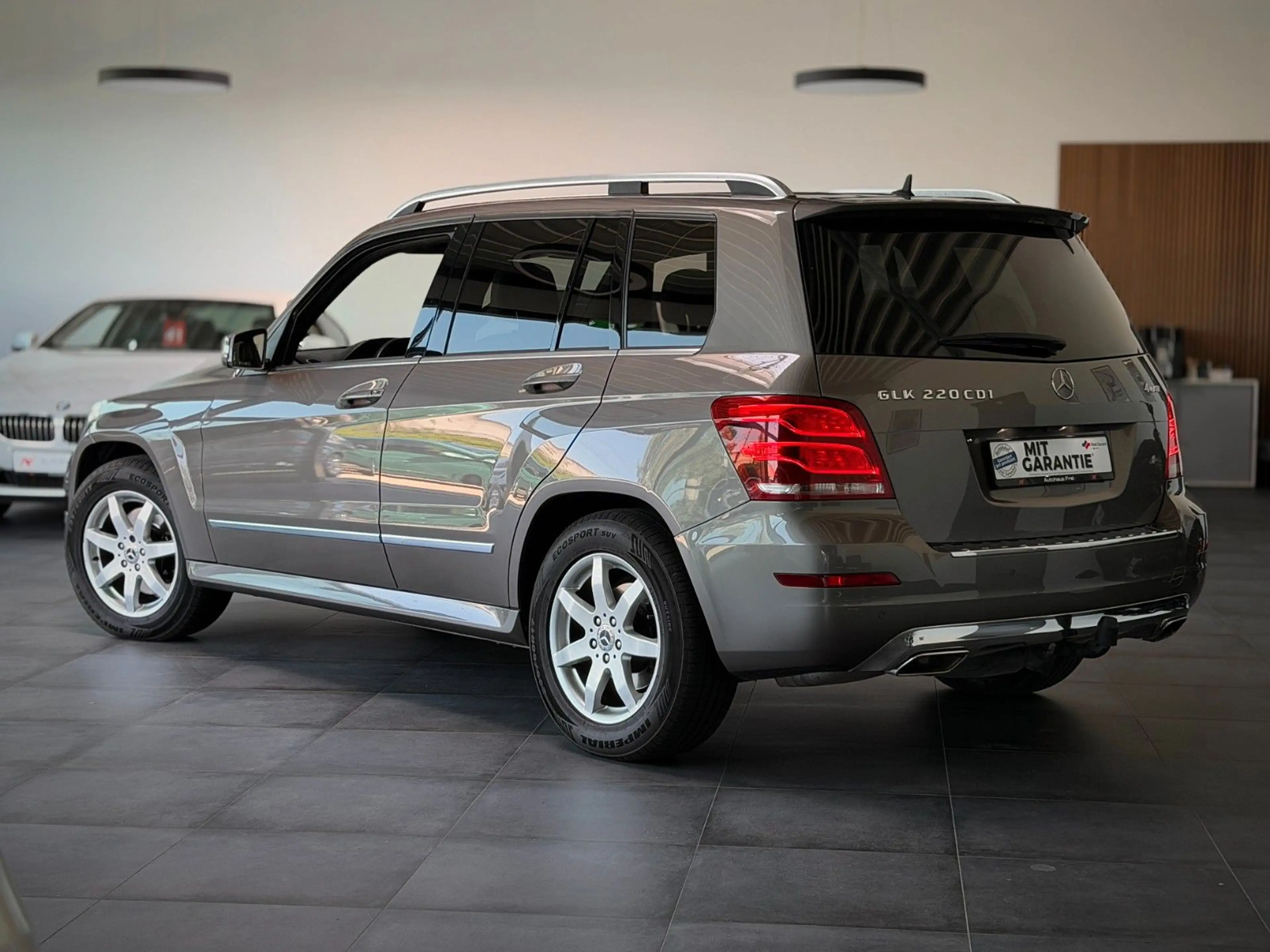 Mercedes-Benz GLK 220 CDI  4Matic *Wunderschön*Echt Leder*LED* — photo 2