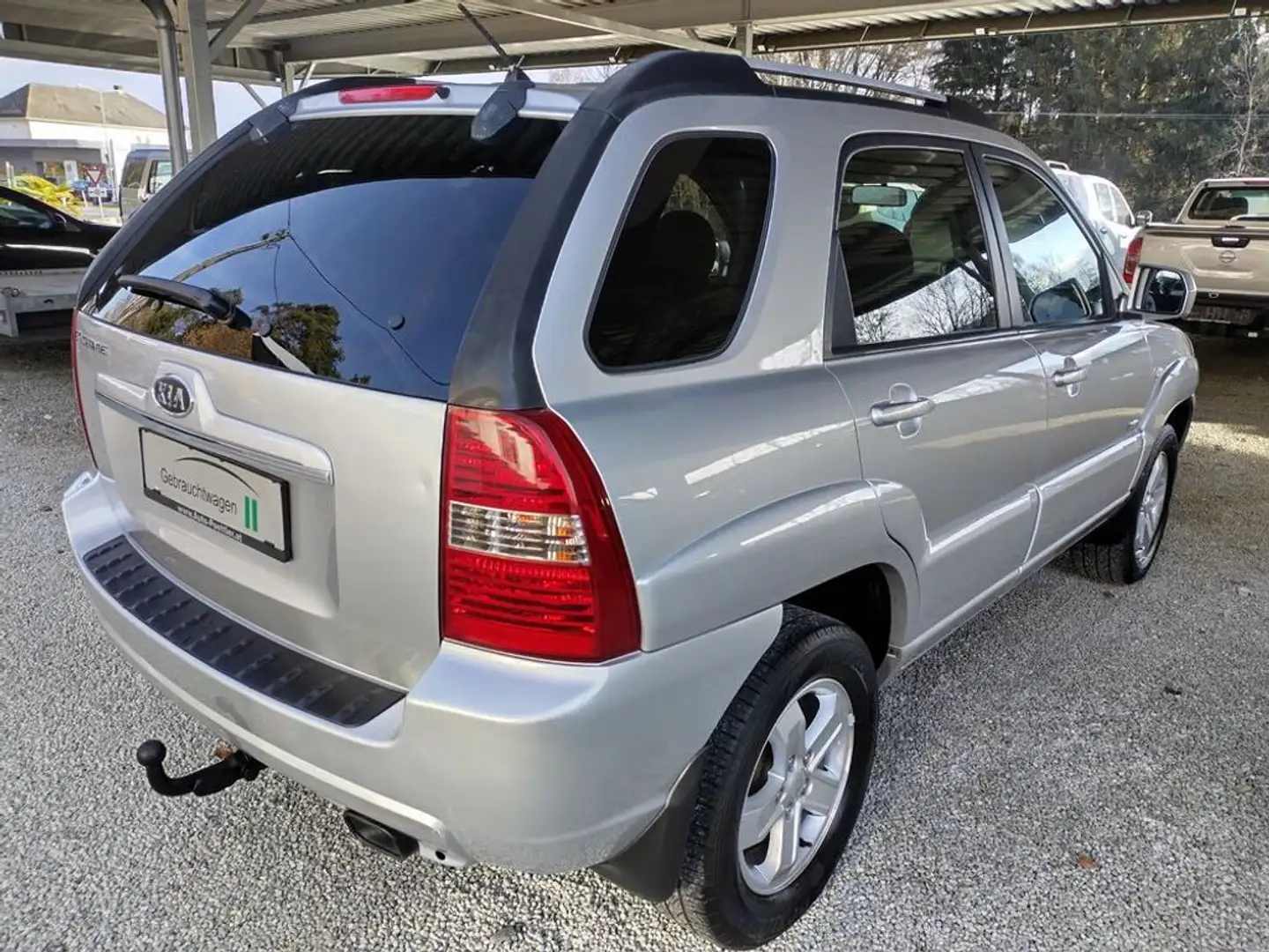 Kia Sportage ''Cup'' 2,0 CRDi DPF 4WD Silber - 2