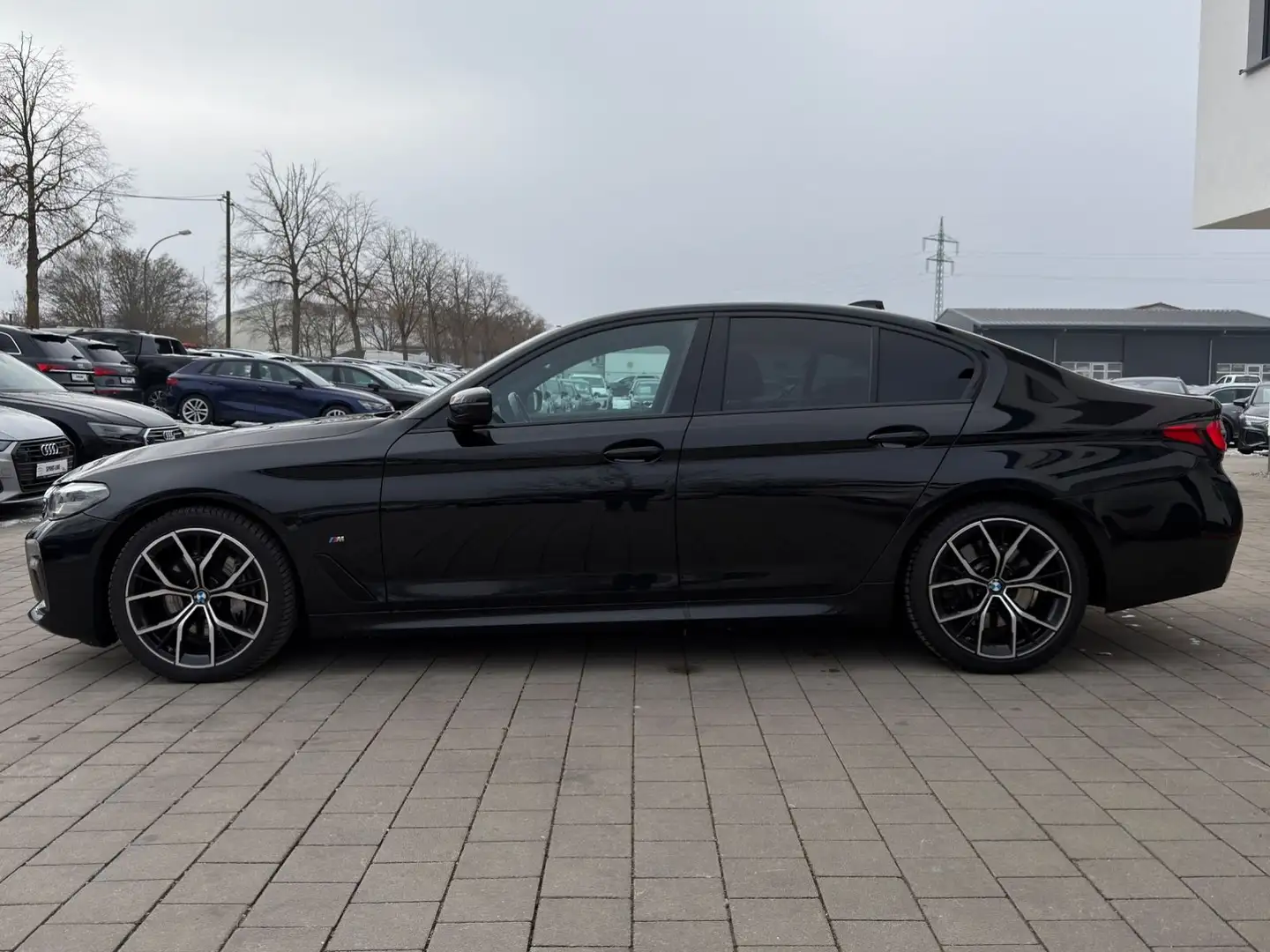 BMW 530 d Lim. M Sport ACC AHK DAB Sound ViCo Noir - 2