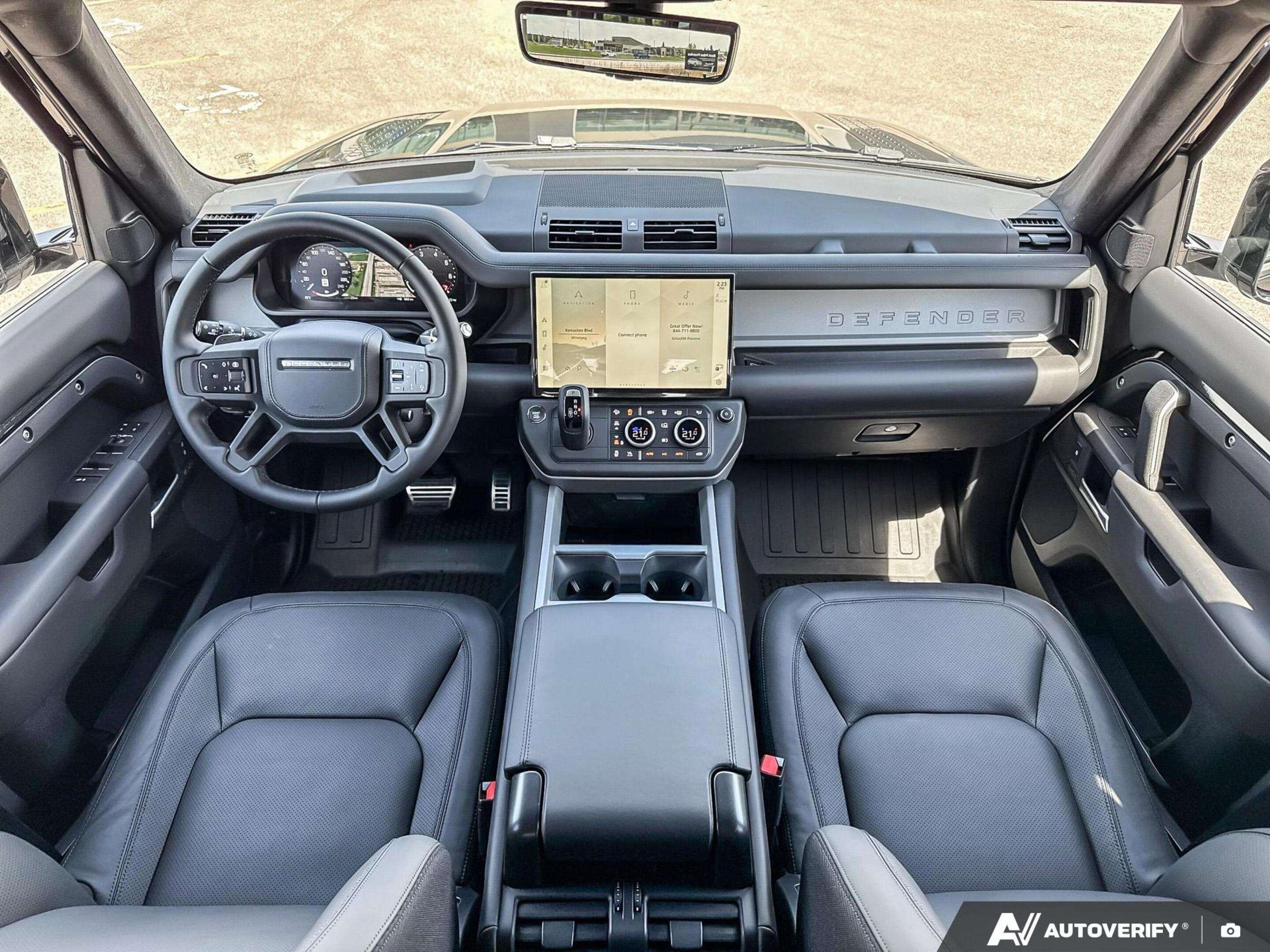 2026 Land Rover Defender 110 P525 V8 thumb 25