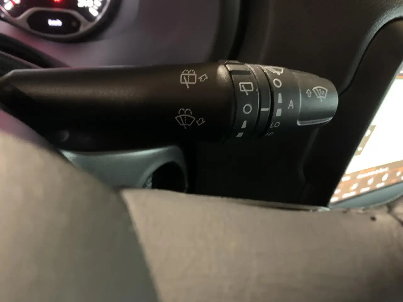 Jeep Renegade снимка Jeep Renegade