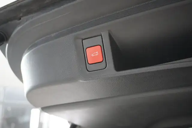 Opel Astra view 13