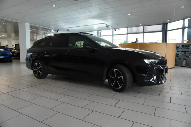 Opel Astra view 6