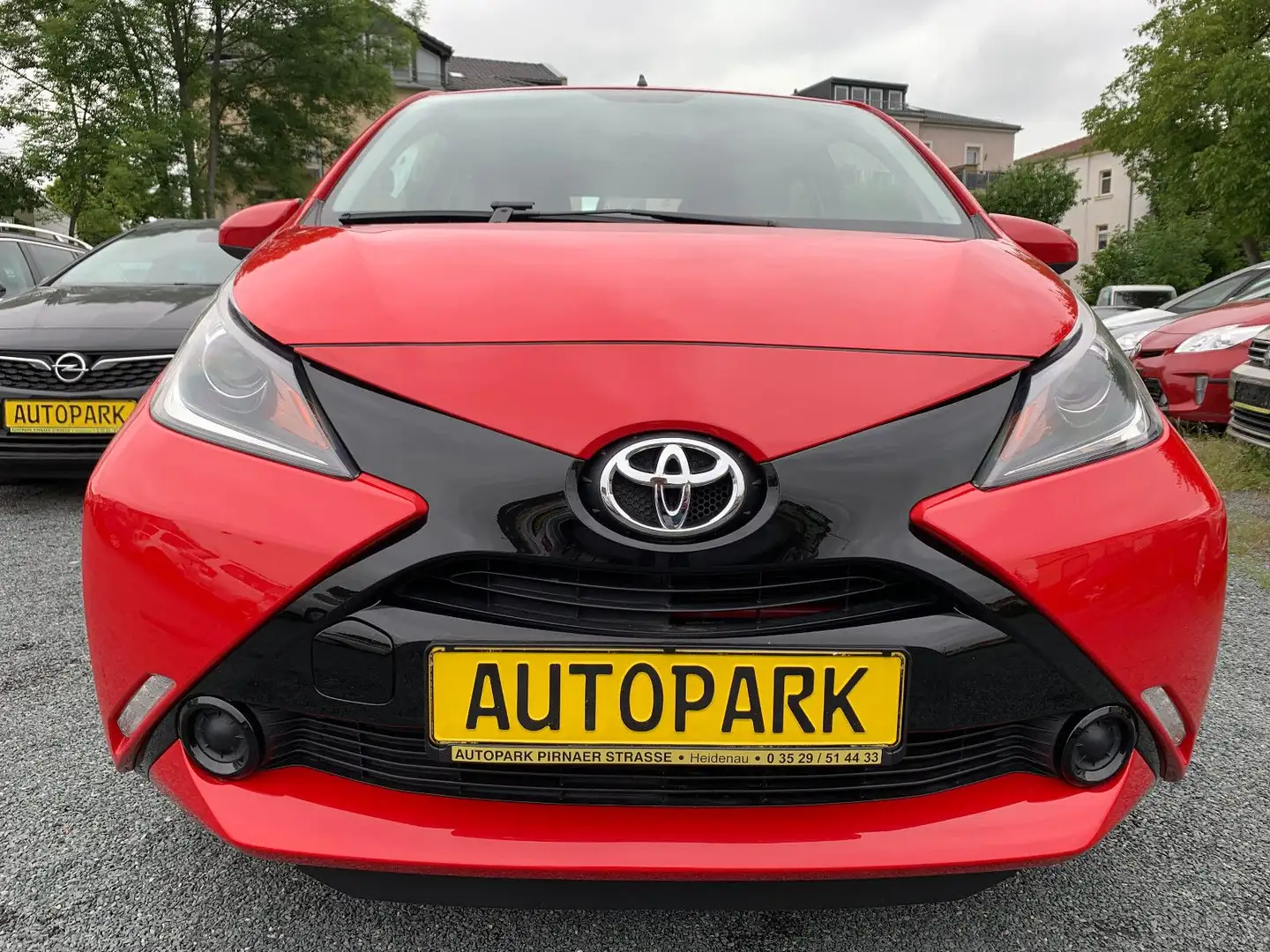 Toyota Aygo AYGO x-play*Klima,elektr.FH,Radio/USB,Nr.73 Rot - 2