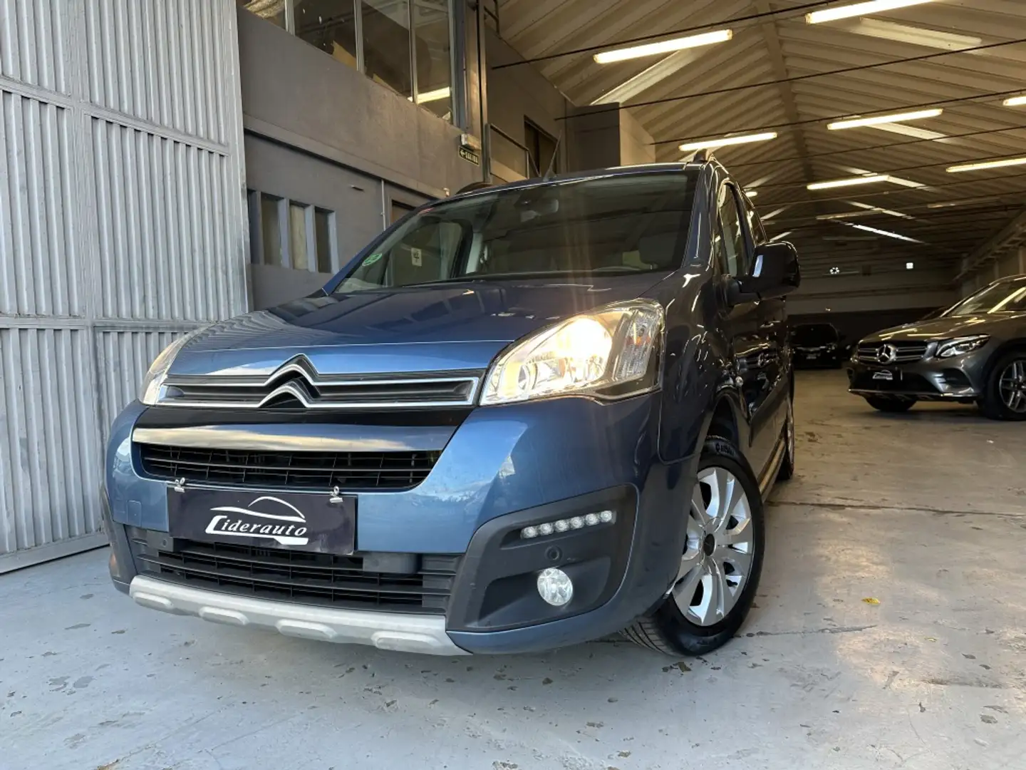 Citroen Berlingo Multispace 1.2 PureTech S&S Feel 110 Bleu - 1