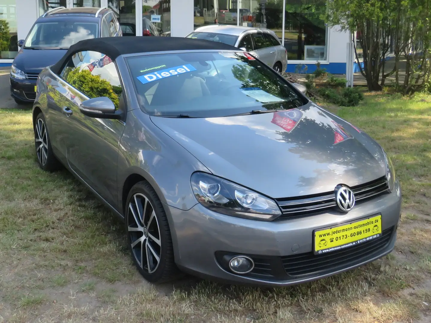 Volkswagen Golf Cabriolet Basis Grau - 1