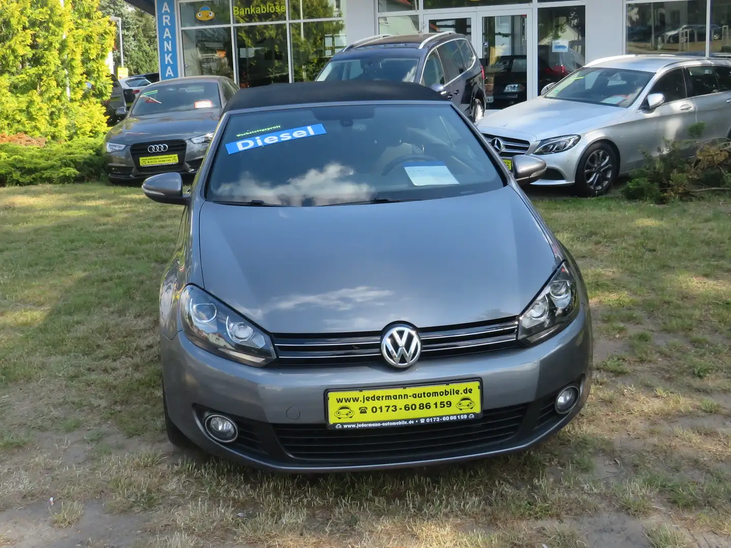 Volkswagen Golf Cabriolet Basis Grau - 2