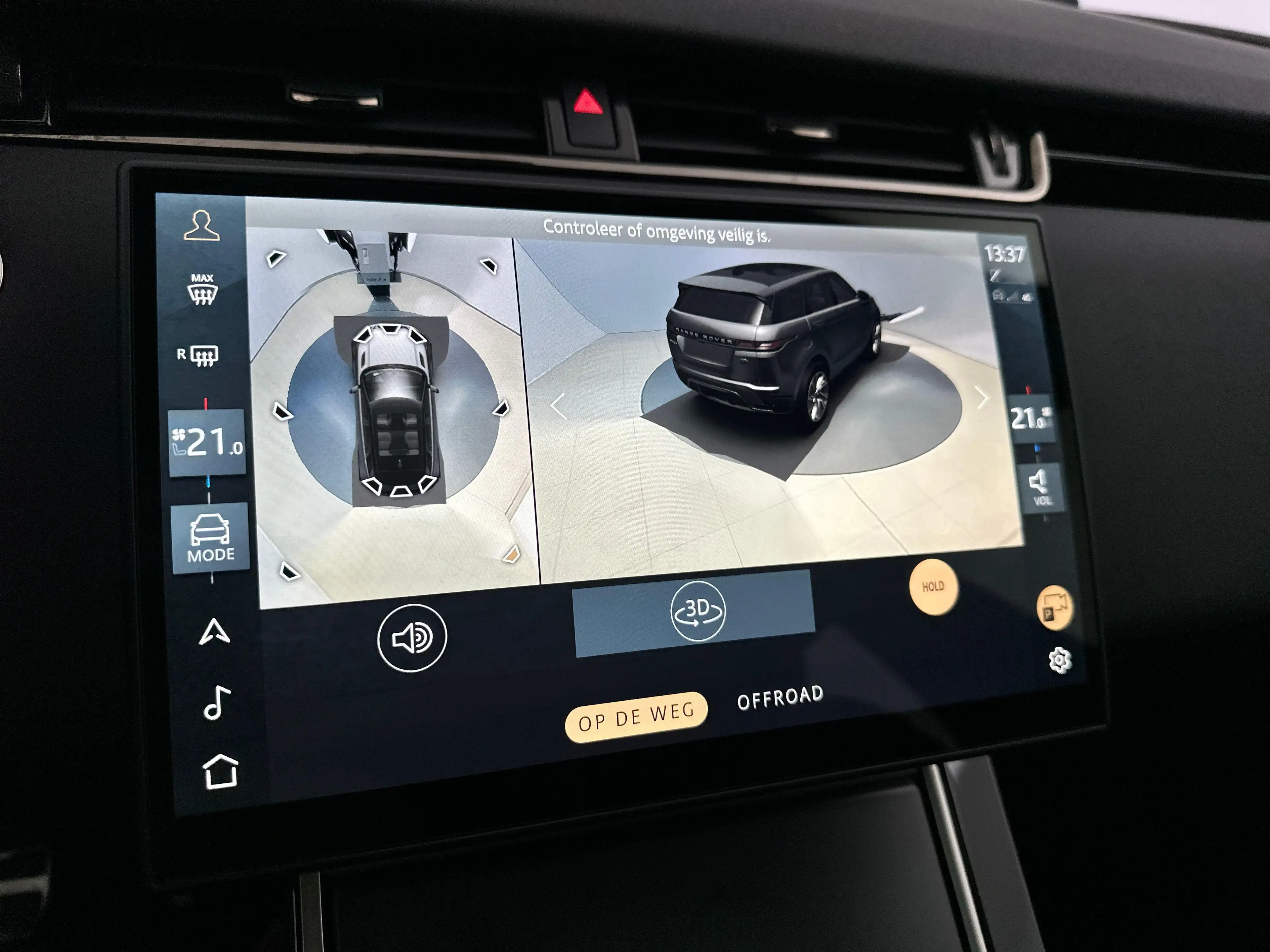 Land Rover Range Rover Evoque P270e Dynamic SE — photo 15