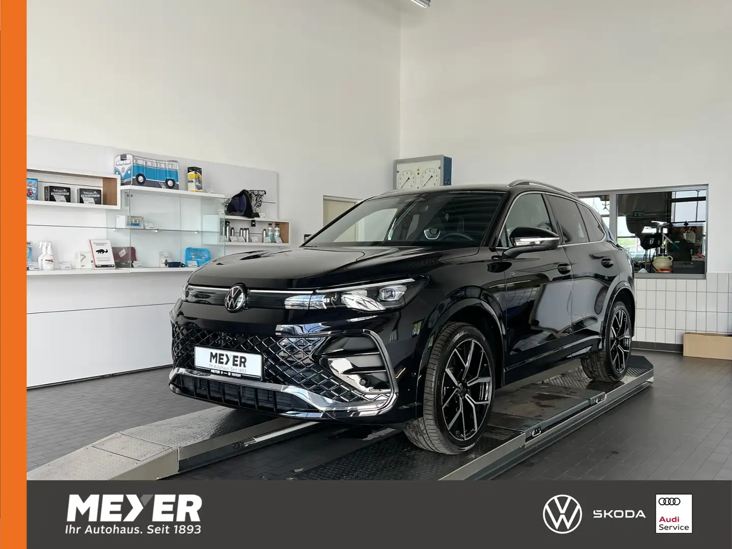 Volkswagen Tiguan R-Line 2.0 TDI DSG 4Motion *AHK, IQ.Light, 20'-LM Schwarz - 1