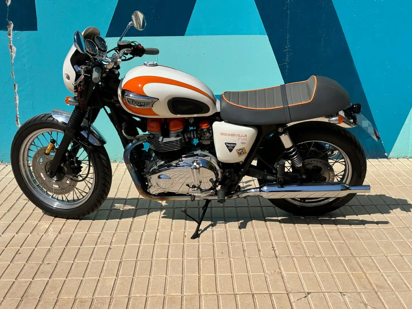 Triumph Bonneville T100 Blanco - 1