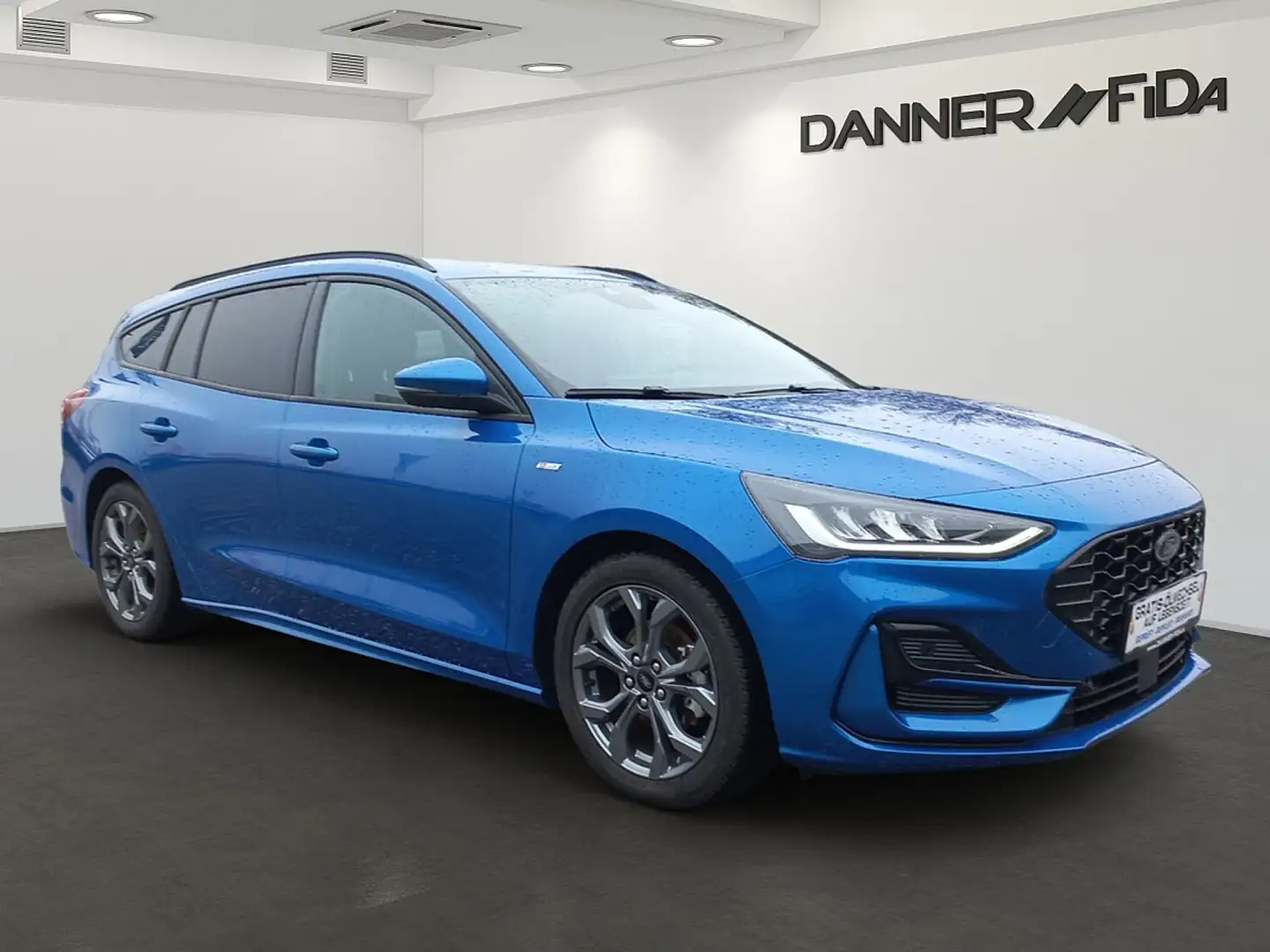 Ford Focus 125PS Benzin/Schaltgetriebe Traveller 1,0 EcoBo... Blau - 2