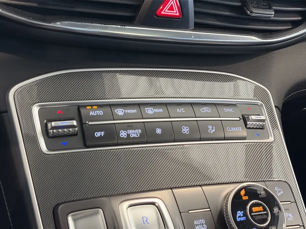 Hyundai SANTA FE снимка Hyundai SANTA FE