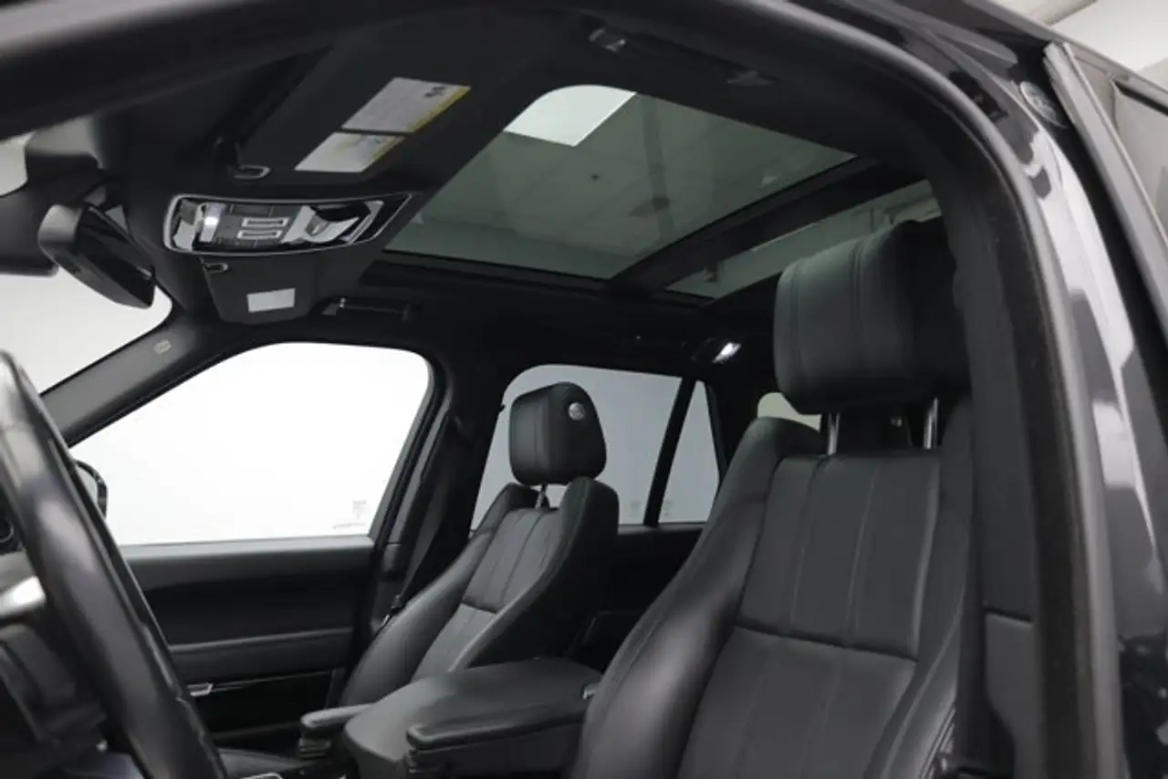 Land Rover Range Rover photo Land Rover Range Rover