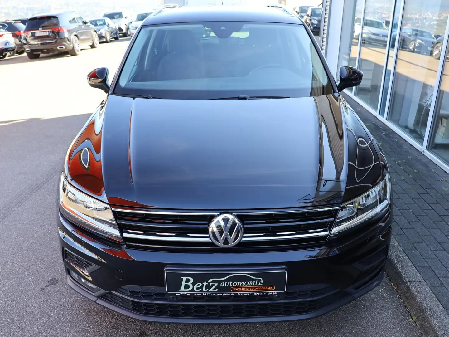 Volkswagen Tiguan Sound BMT ACC RFK AHK LED VZE Noir - 2