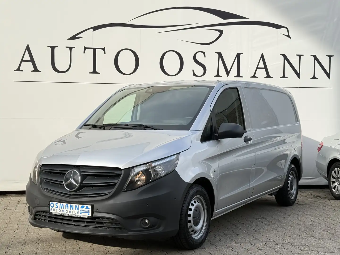 Mercedes-Benz Vito 114 CDIRWD kompakt Regal*RFK*KLIMA Argent - 1