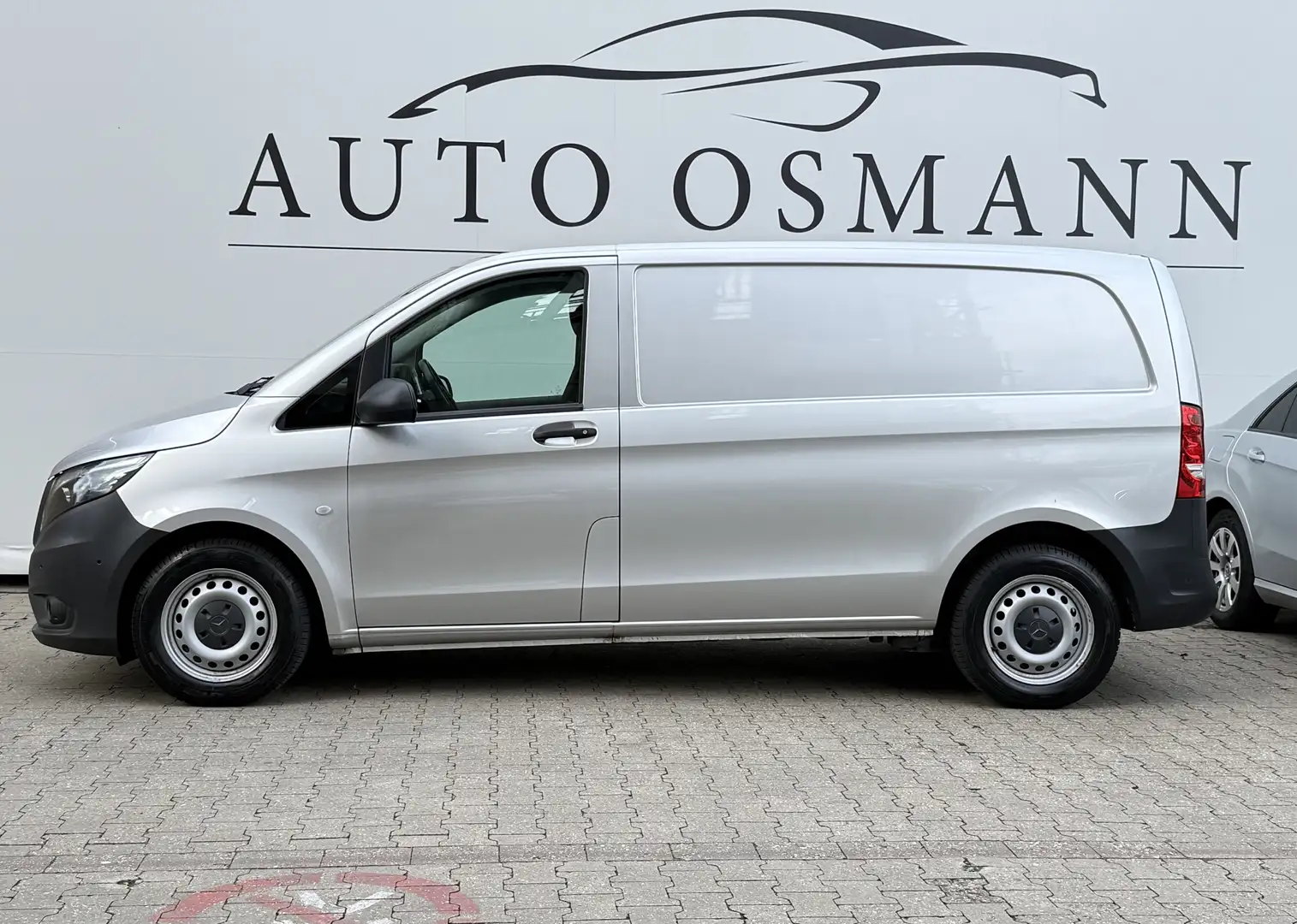 Mercedes-Benz Vito 114 CDIRWD kompakt Regal*RFK*KLIMA Argent - 2