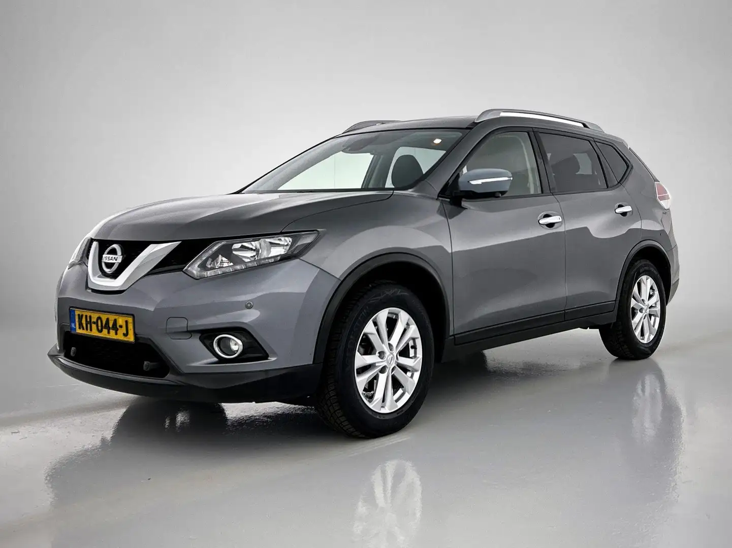 Nissan X-Trail 1.6 DIG-T N-Connecta (NL-auto, Goed onderH, Panora Grijs - 1