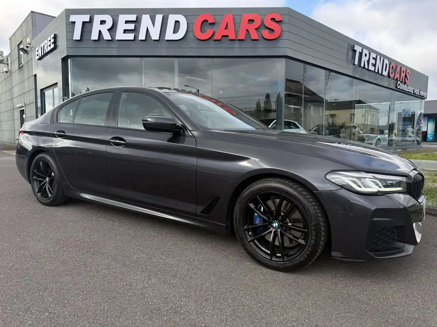 BMW 530 i XDRIVE PACK-M AUT. FULL OPT SHADOWLINE TOIT OUV. Gris - 2