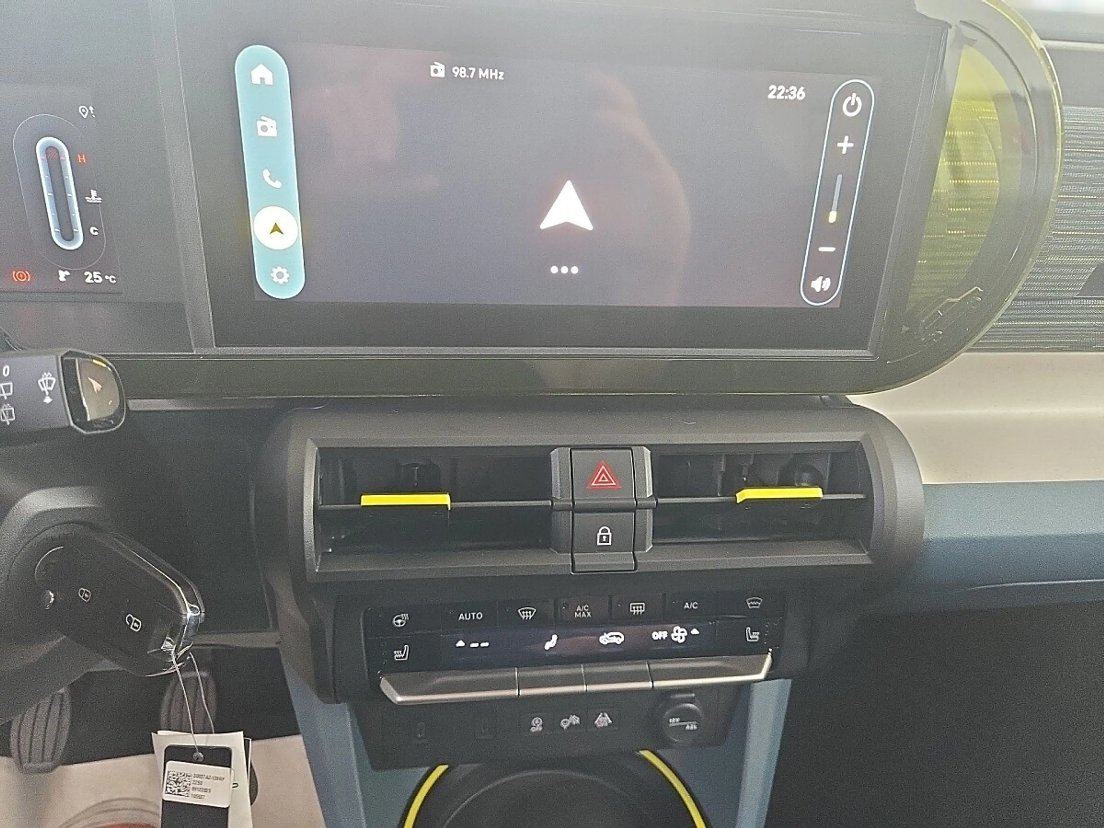 Fiat Grande Panda 1.2 T 100 Icon + Paket Vollausstattung — photo 9