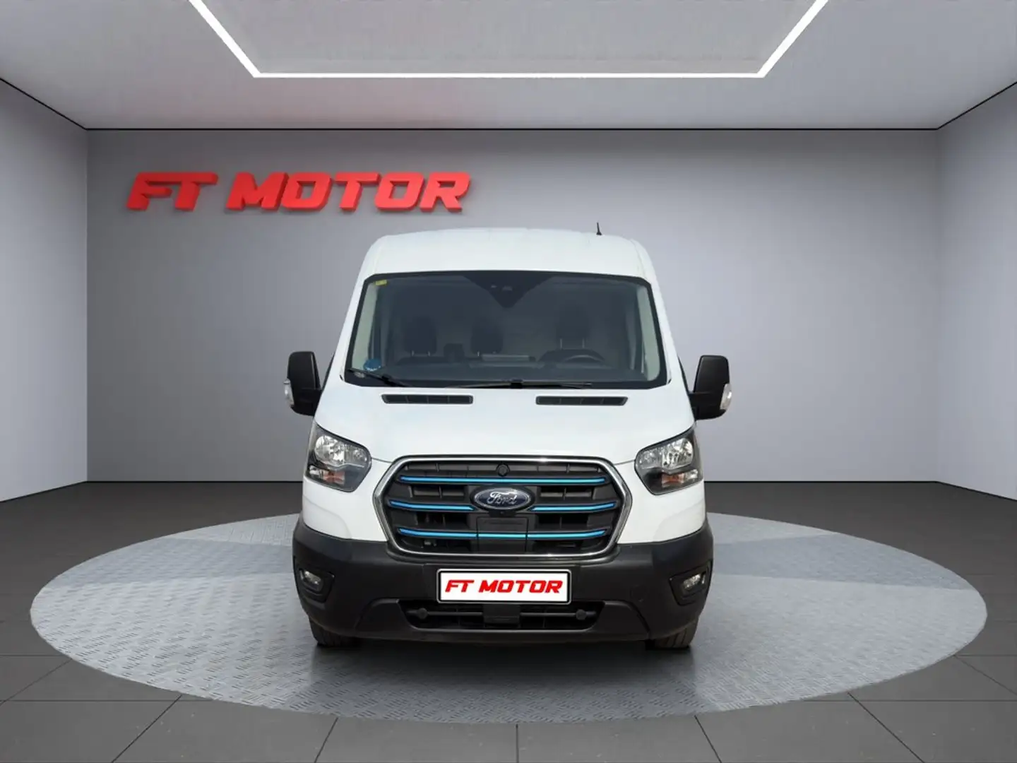 Ford Transit 350 L3 68kWh (184CV) Trend RWD BEV Blanco - 2